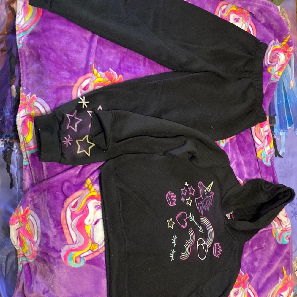 Black sweat suit - Picture 1 of 5